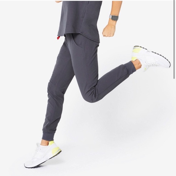 NWT FIGS CHARCOAL GREY SCRUB SET CATARINA ZAMORA S - Picture 9 of 10